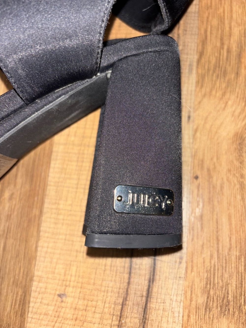 Juicy Couture Black and White Logo Platform Block Heels - Picture 4 of 5